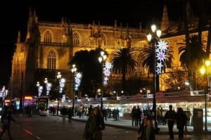 Esta navidad ven a Sevilla con tu autocaravana