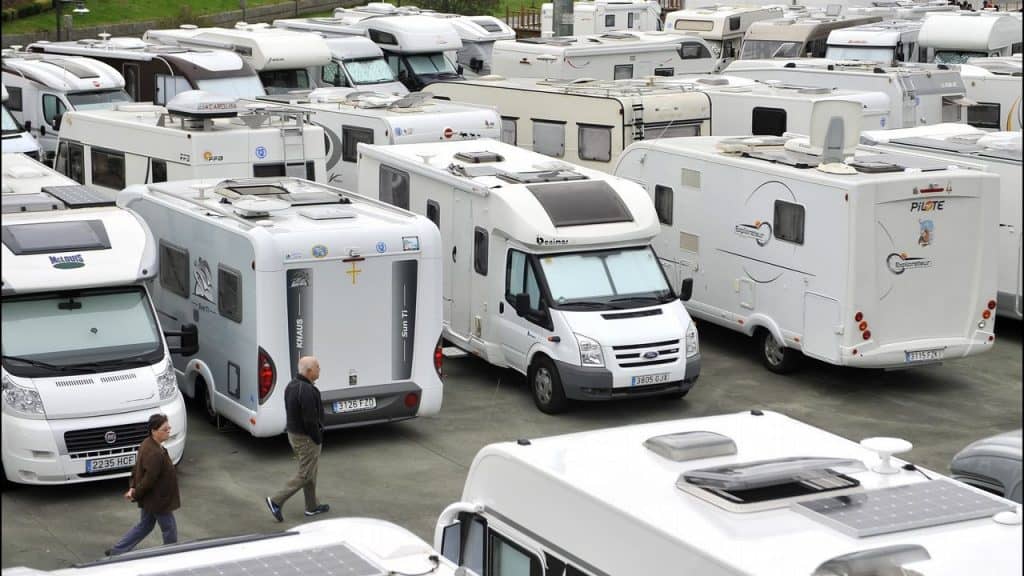 Área Autocaravanas Yakart .La Coruña. — foto 1