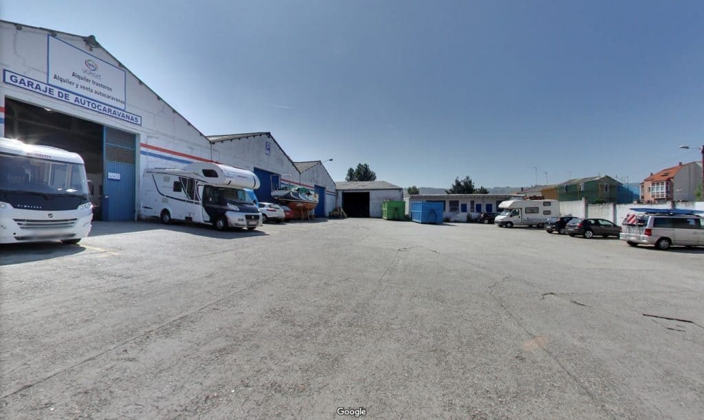 Área Autocaravanas Yakart .La Coruña. — foto 3