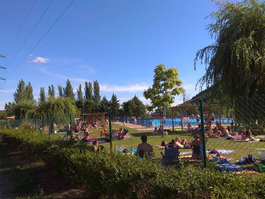 Área Camping Cistierna, León — foto 4