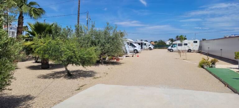 Espace réservé aux camping-cars au Stop & Go La Rotonda, Peñíscola, Castellón