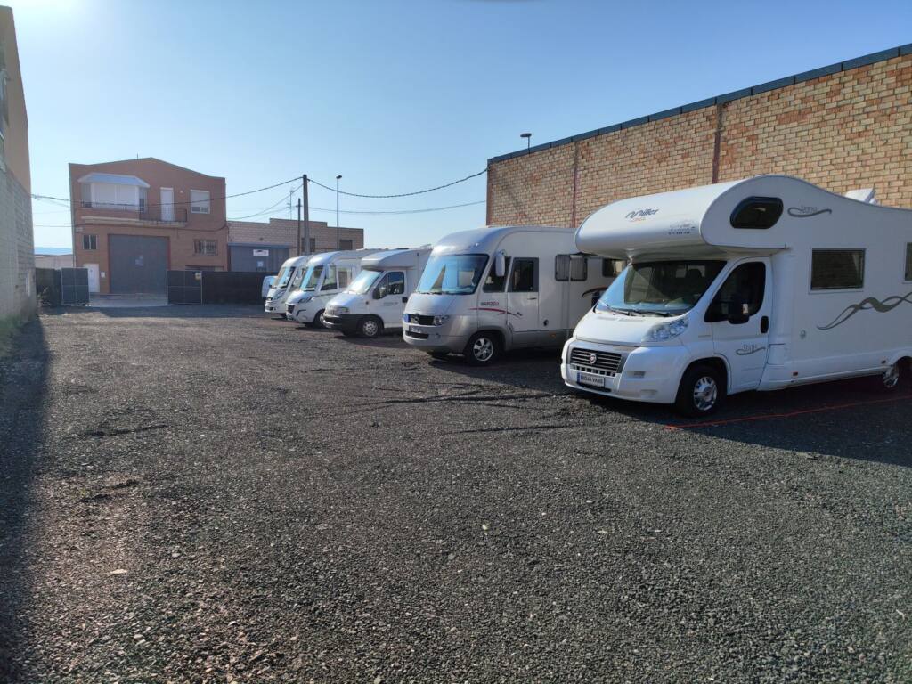 Spazio disponibile per roulotte a Navarrete, La Rioja