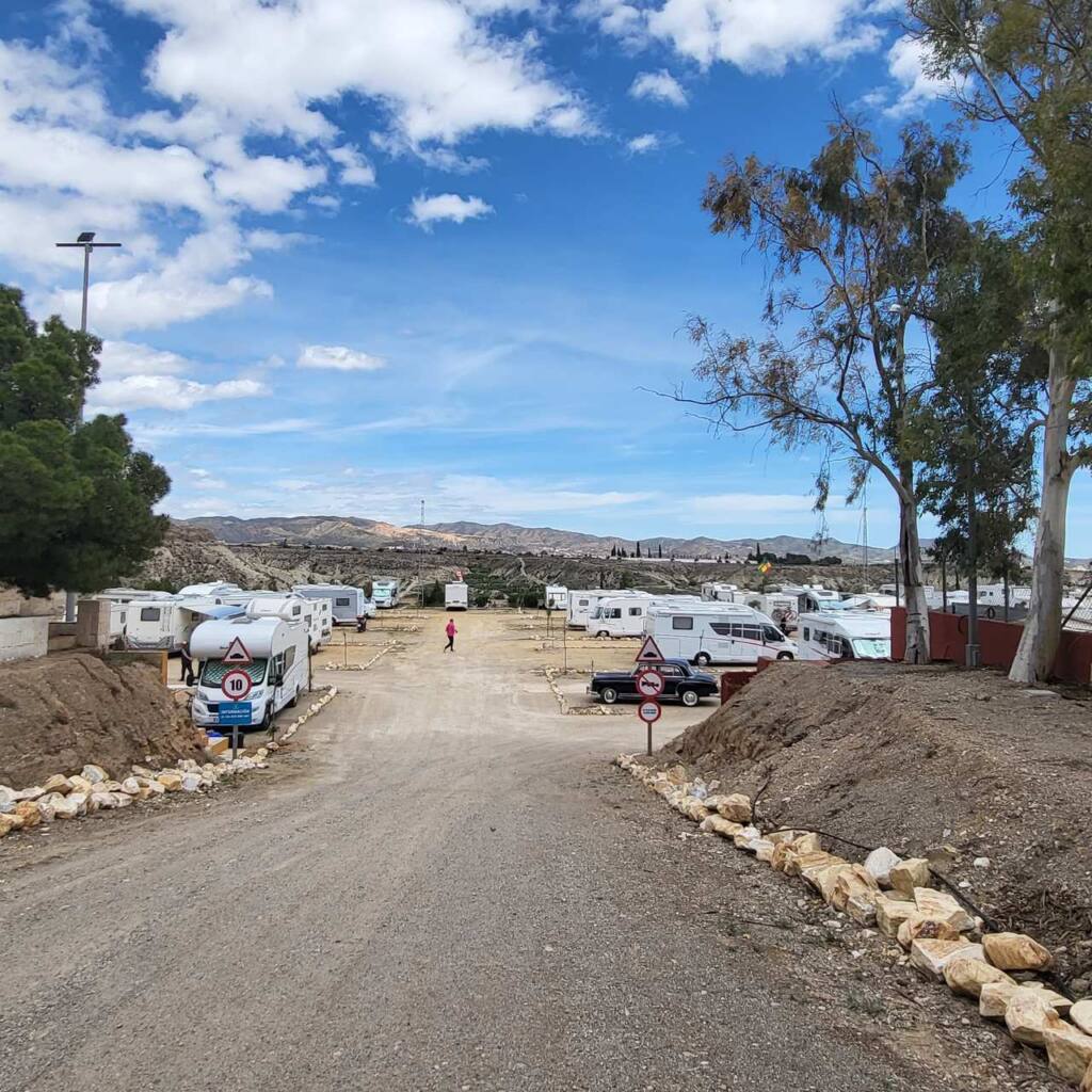 Entrée de l'aire de camping-car du Camping Albox, Albox, Almería