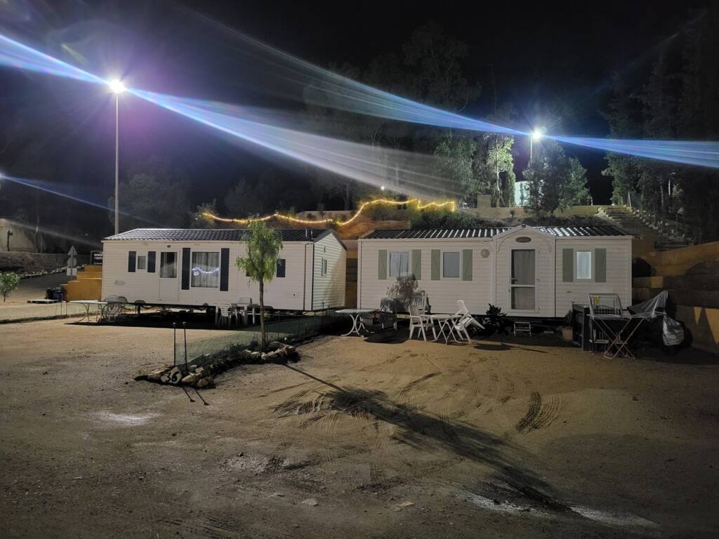 Aire de camping-car au Camping Albox, Albox, Almeria