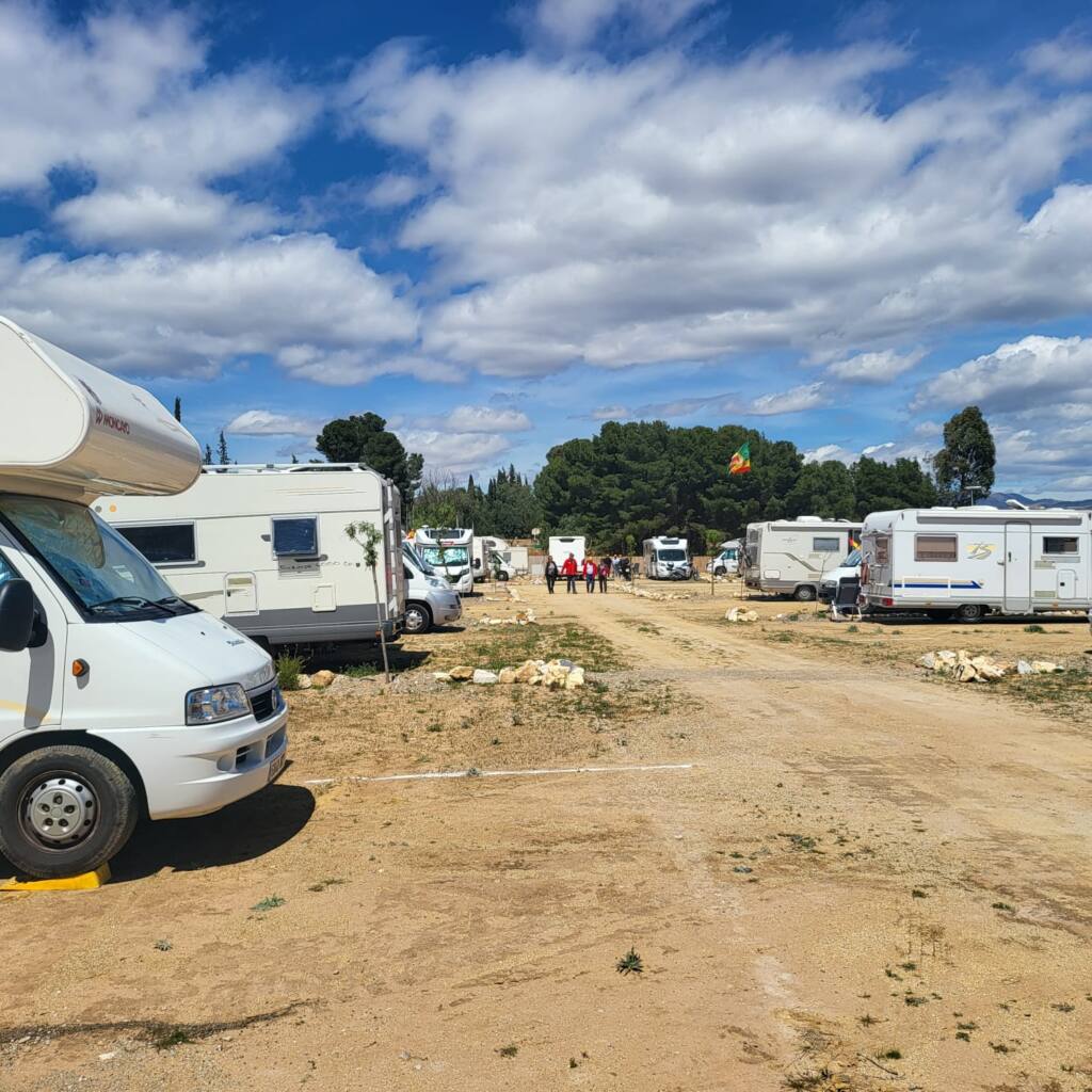 Aire de camping-car au Camping Albox, Albox, Almería