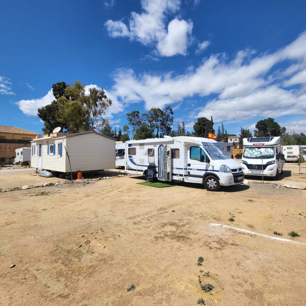 Aire d'hébergement pour camping-cars au Camping Albox, Albox, Almería