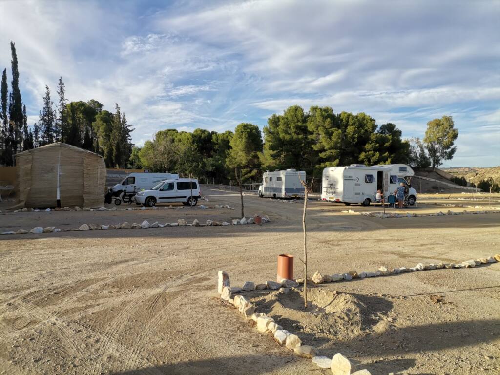 Aire aménagée pour camping-cars au Camping Albox, Albox, Almería