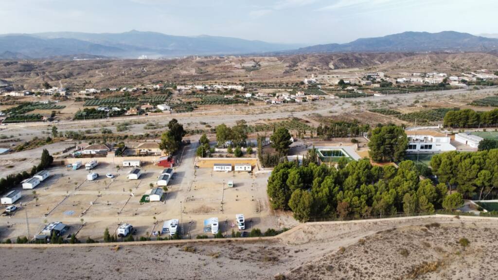 Aire de repos pour camping-cars au Camping Albox, Albox, Almería