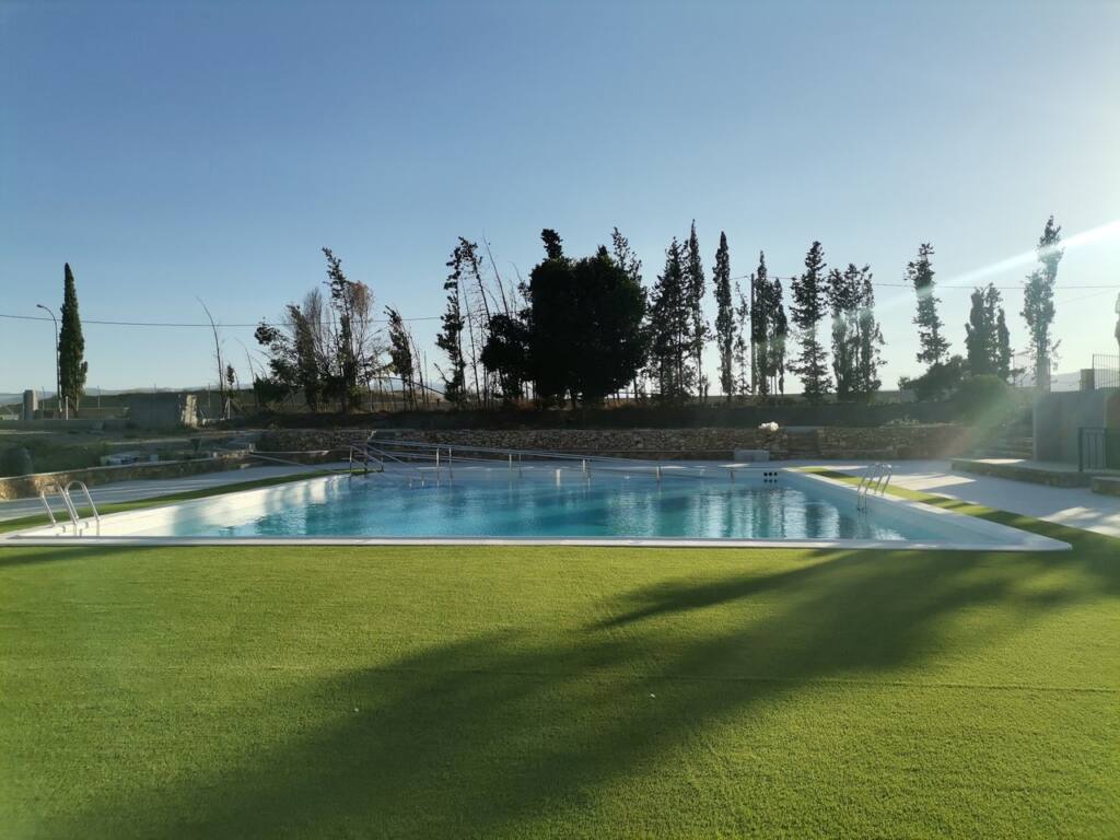 Zone de camping Albox avec piscine située à Albox, Almería