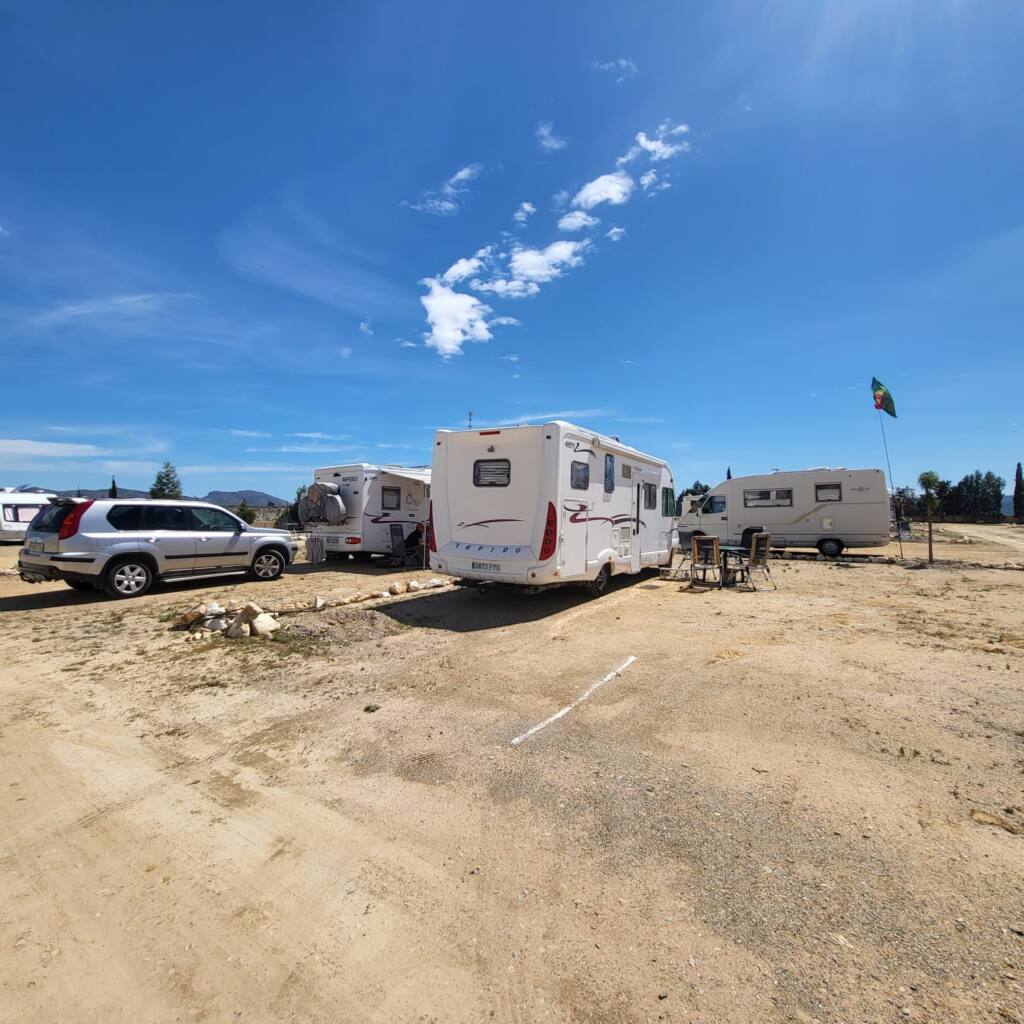 Aire de stationnement pour camping-cars. Camping Albox, Albox, Almería