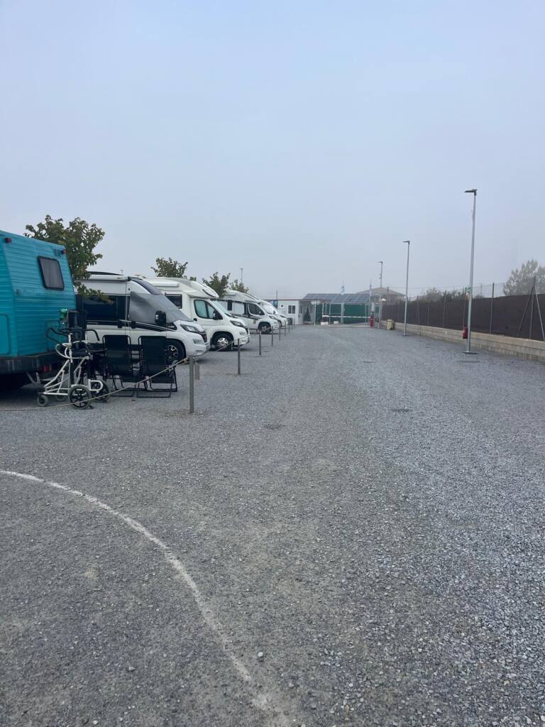 Parkplatz für Wohnmobile, Camper Bellavista (Granada)
