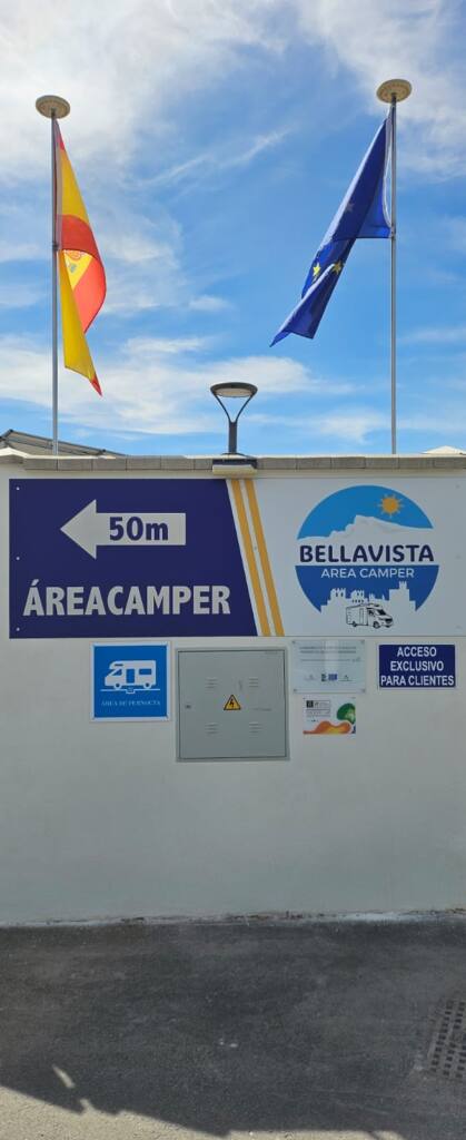 Eingang zum Camperbereich Bellavista, Granada