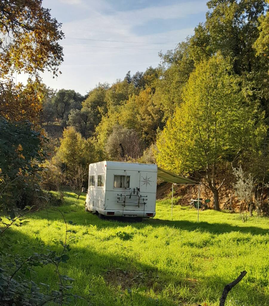 Aire de camping-car à Espacios La Collada, Claverol, Lleida
