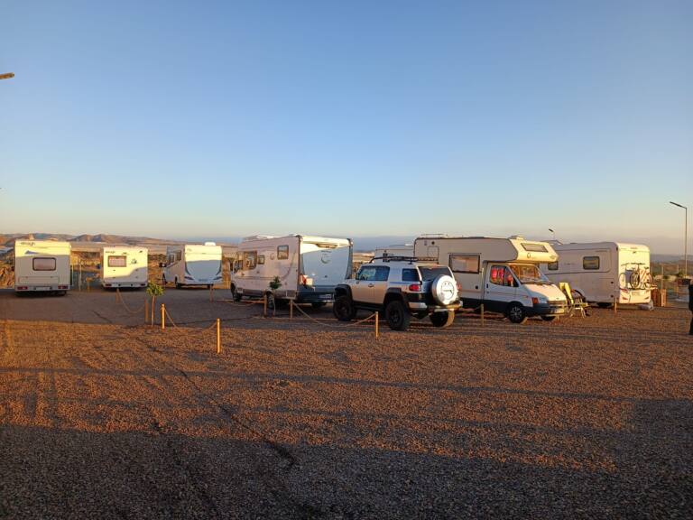 Espacio para caravanas y autocaravanas, Camper Park Sierra Alhamilla
